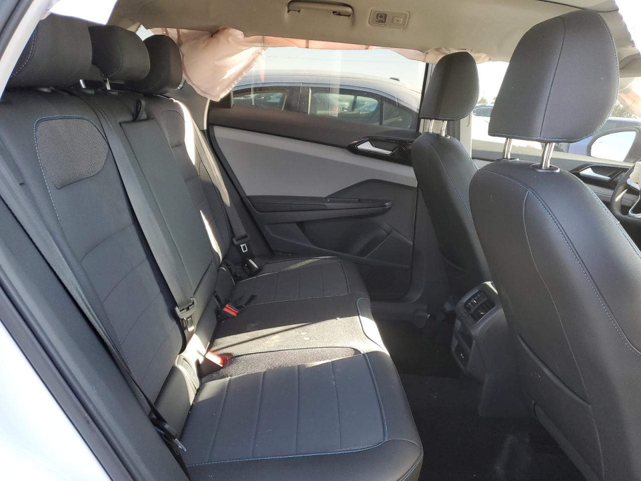 2024 VOLKSWAGEN TAOS SE VIN:3VVLX7B25RM119285