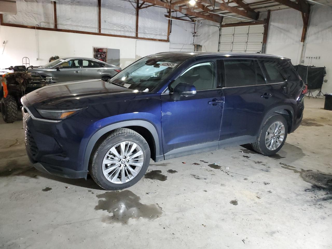 2024 TOYOTA GRAND HIGHLANDER XLE VIN:5TDAAAB56RS060987