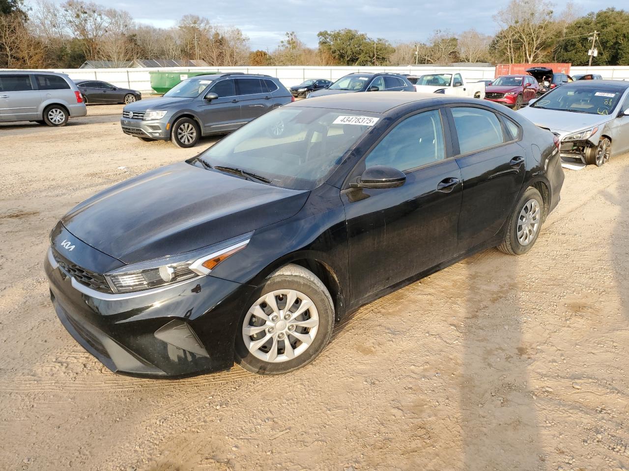 2023 KIA FORTE LX VIN:3KPF24AD8PE555485