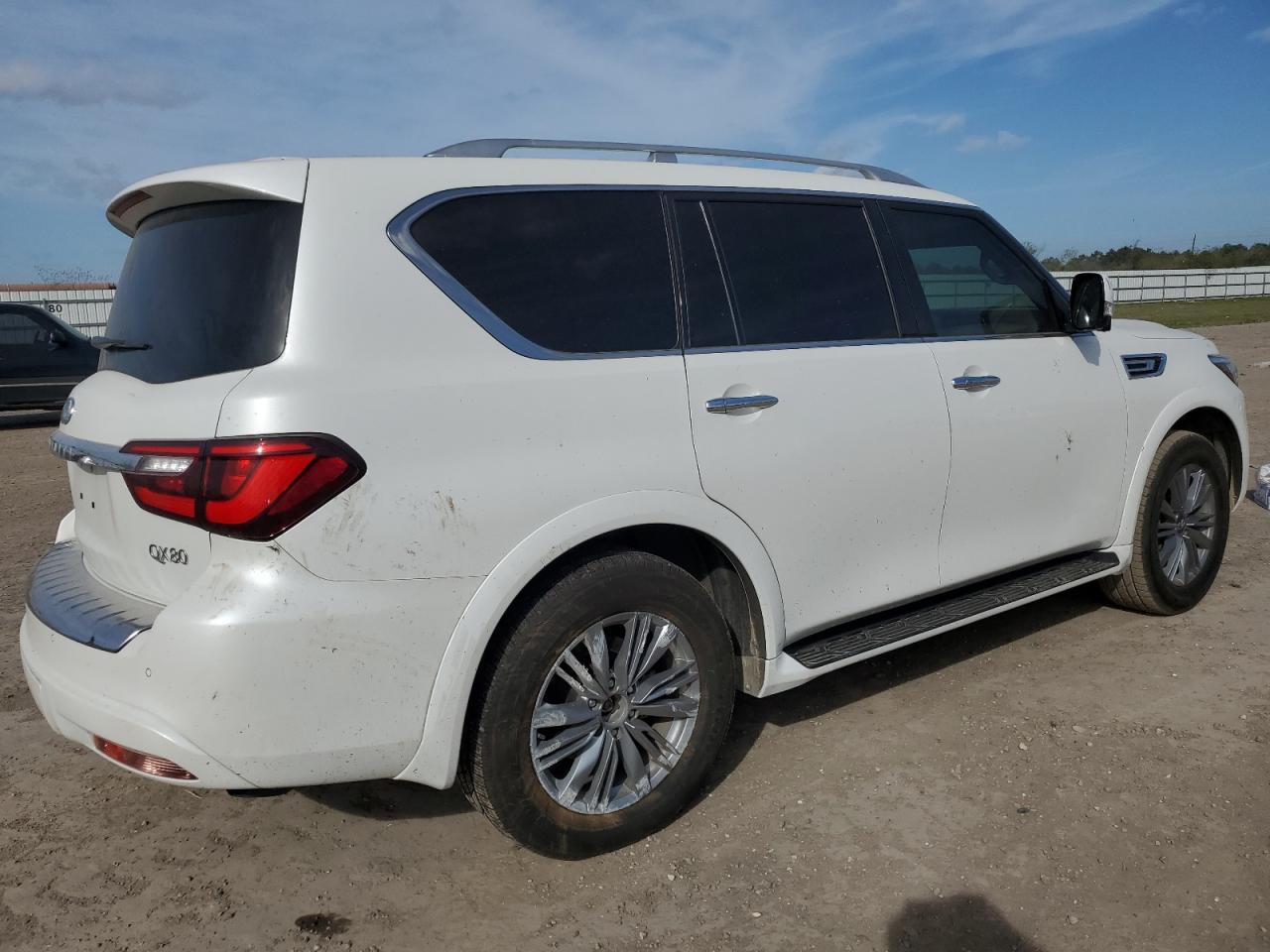 2022 INFINITI QX80 LUXE VIN:JN8AZ2AF9N9743479
