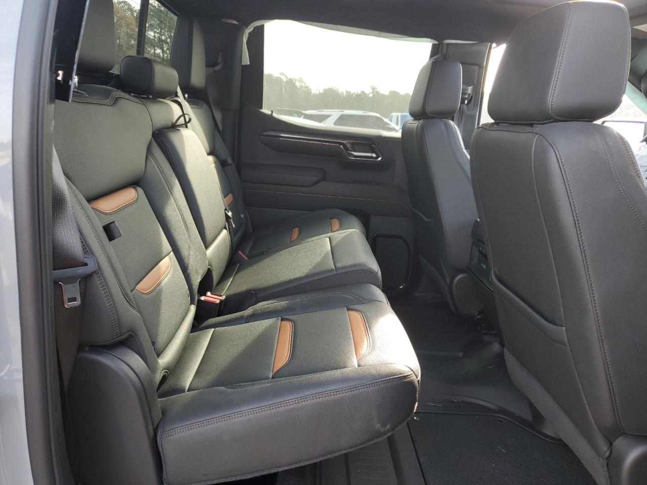 2024 GMC SIERRA K1500 AT4 VIN:3GTUUEE84RG319458