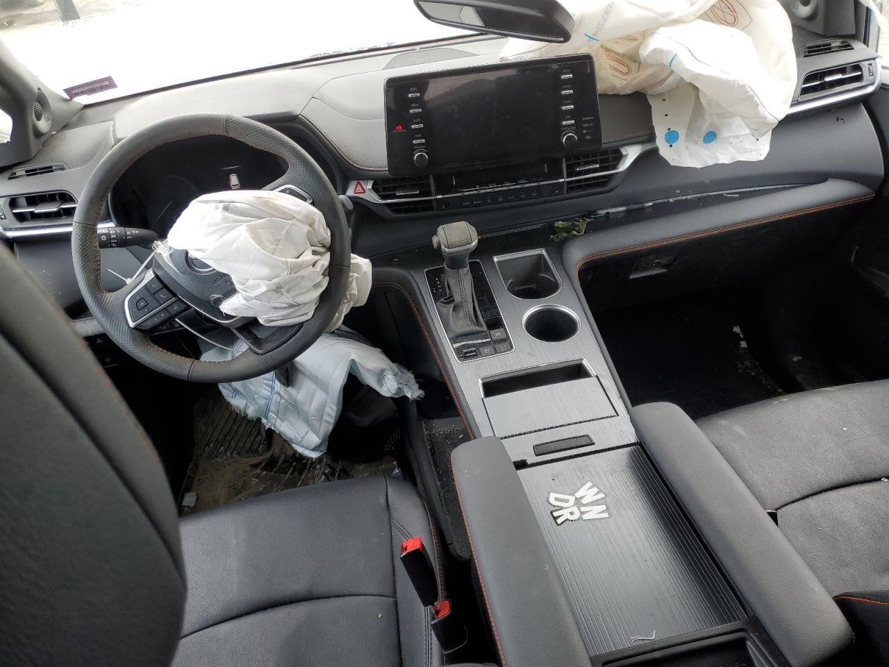 2024 TOYOTA SIENNA XSE VIN:5TDDSKFC4RS134299