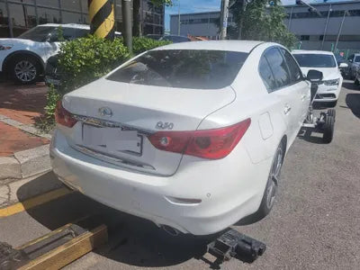 2014 Infiniti Q50 VIN: