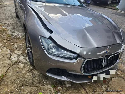 2016 Maserati Ghibli VIN: