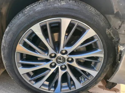 2018 Lexus ES 300 VIN: