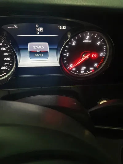 2018 Mercedes-Benz E 220 WDDZF0EB7JA450990 VIN:WDDZF0EB7JA450990