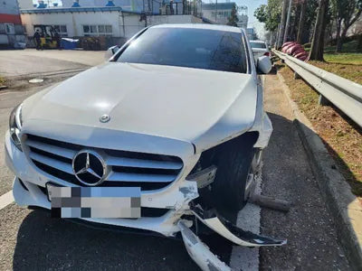 2017 Mercedes-Benz C 200 VIN: