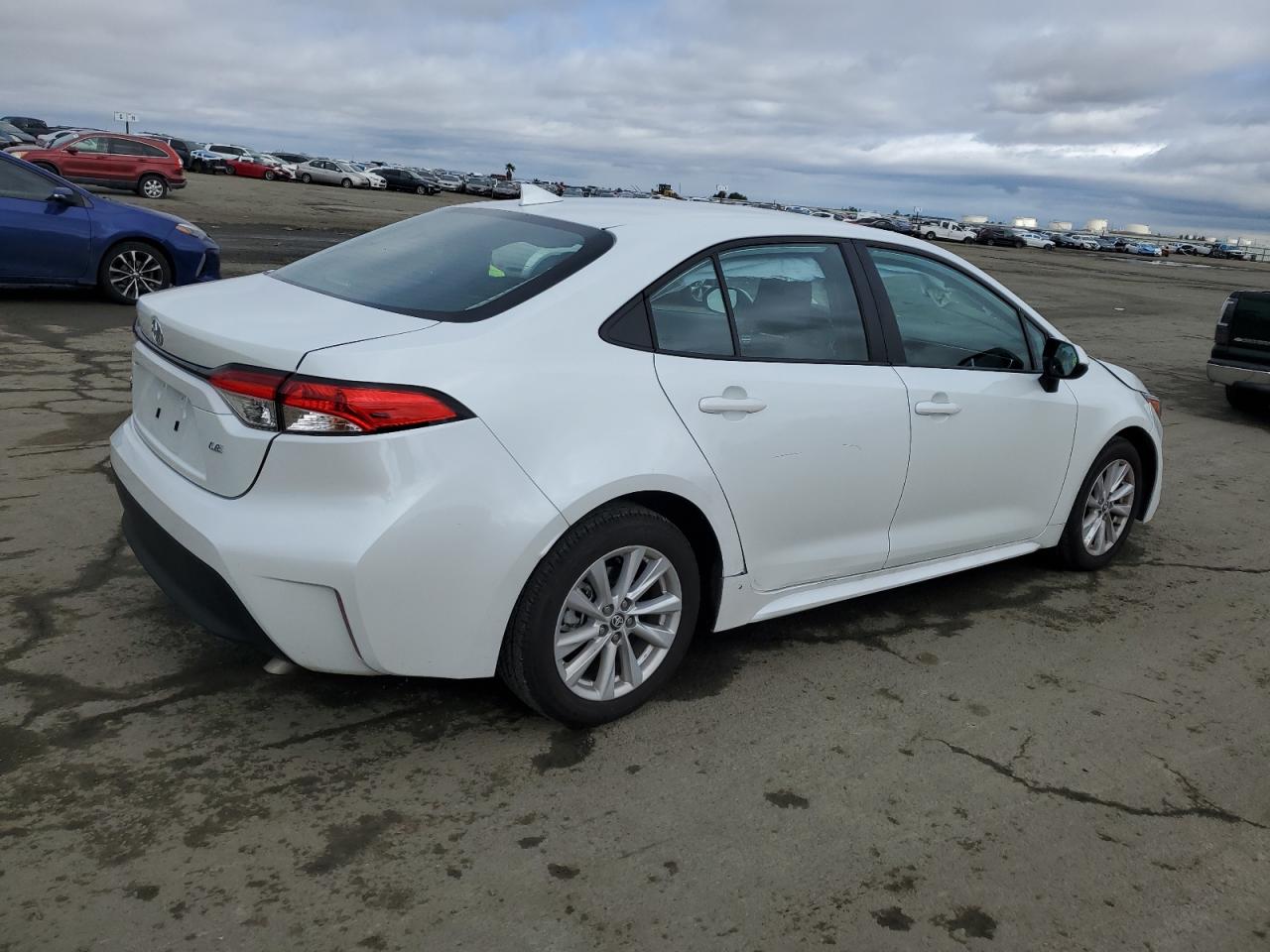 2024 TOYOTA COROLLA LE VIN:5YFB4MDE5RP117375