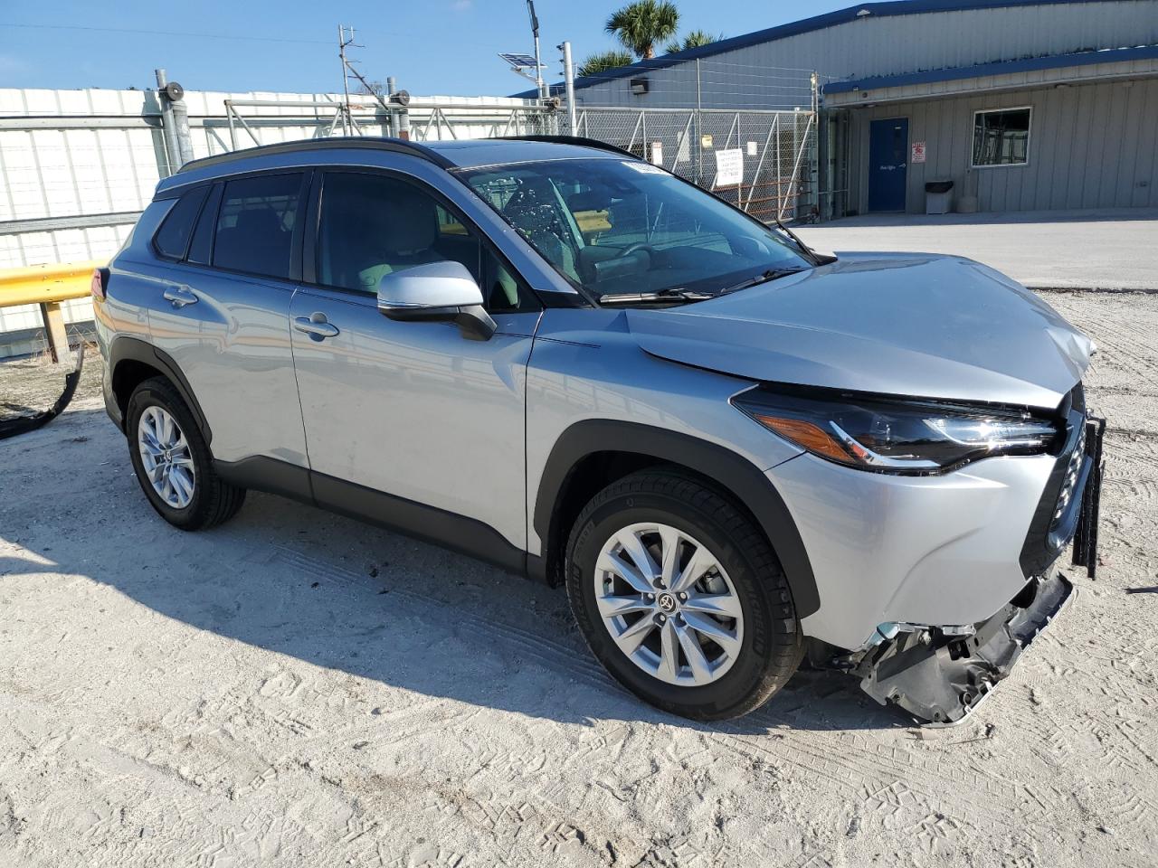 2022 TOYOTA COROLLA CROSS LE VIN:7MUBAAAG6NV031142