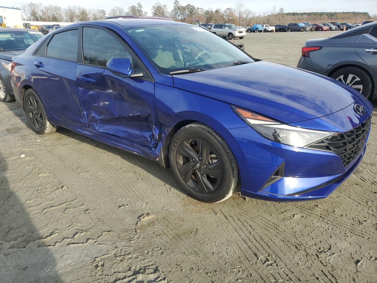 2022 HYUNDAI ELANTRA SEL VIN:KMHLM4AG1NU303790