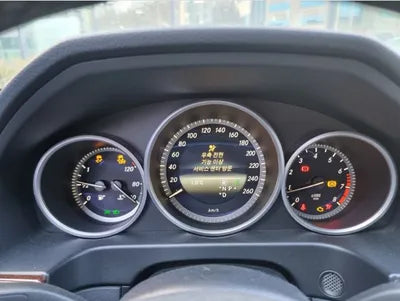 2015 Mercedes-Benz E 300 VIN: