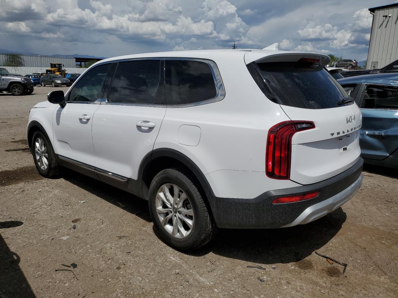 2022 KIA TELLURIDE LX VIN:5XYP24HC1NG265817