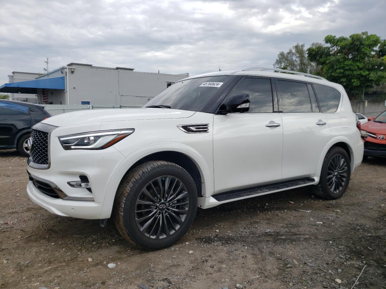 2023 INFINITI QX80 LUXE VIN:JN8AZ2AF7P9757576