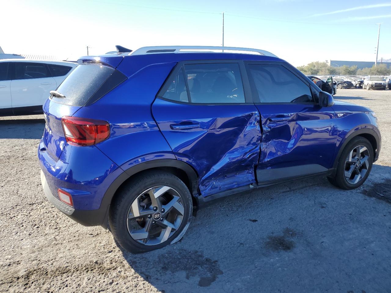 2022 HYUNDAI VENUE SEL VIN:KMHRC8A33NU135829