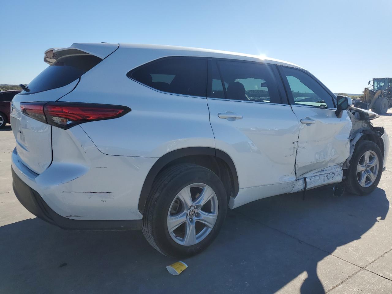 2022 TOYOTA HIGHLANDER L VIN:5TDCZRAH2NS117305