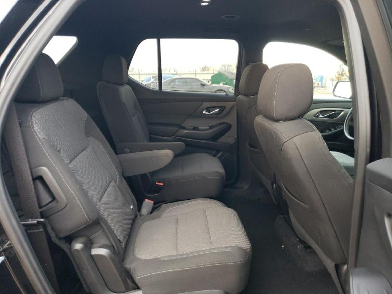 2022 CHEVROLET TRAVERSE LT VIN:1GNEVGKW0NJ110153