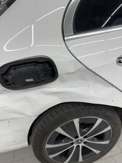 2021 Mercedes-Benz E 300 W1KZF5EB8MA984565 VIN:W1KZF5EB8MA984565