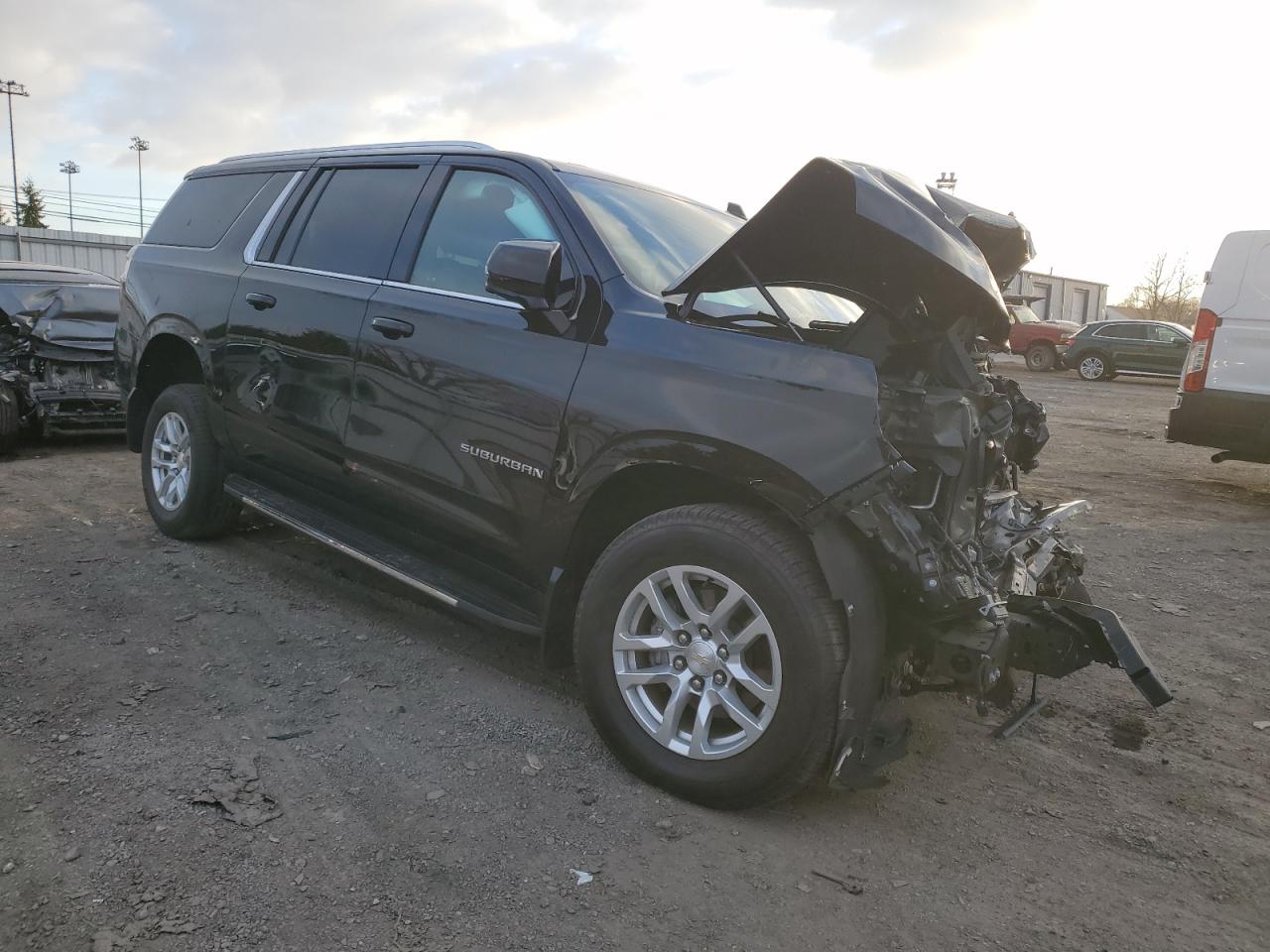 2022 CHEVROLET SUBURBAN K1500 LT VIN:1GNSKCKD3NR267907