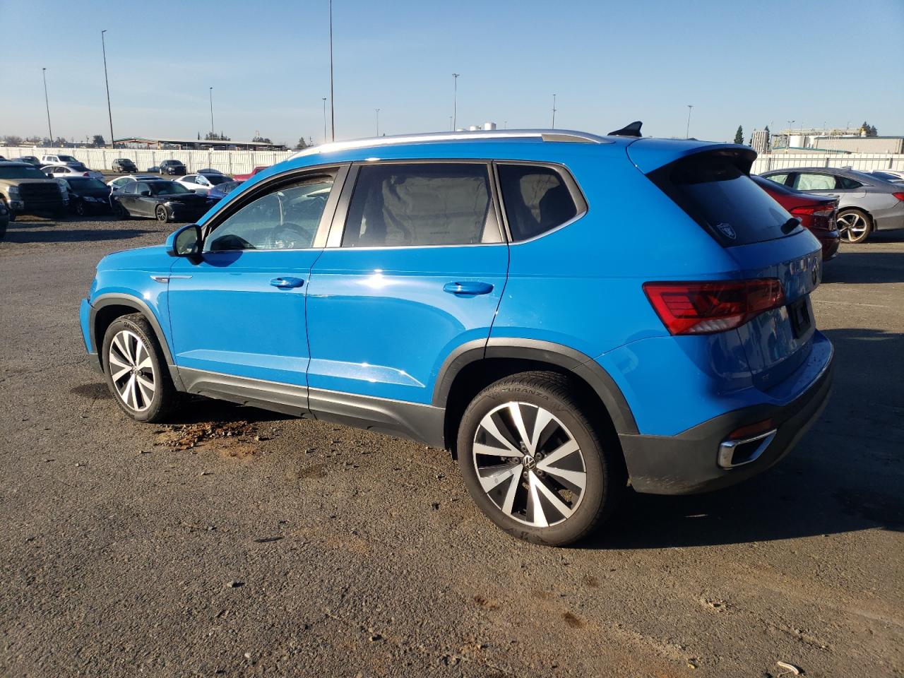 2022 VOLKSWAGEN TAOS SE IQ DRIVE VIN:3VVLX7B23NM053457