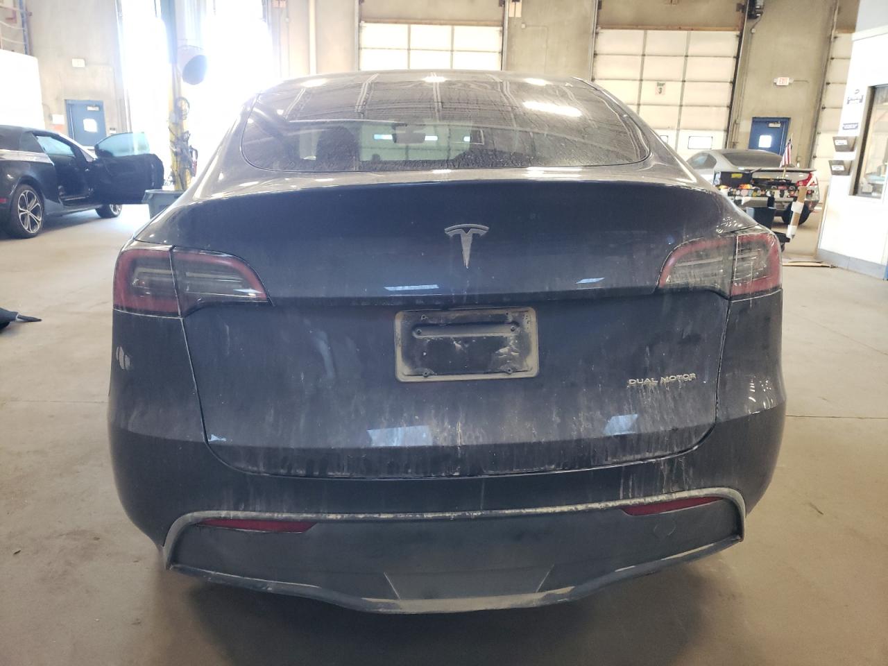 2023 TESLA MODEL Y  VIN:7SAYGAEE6PF950113