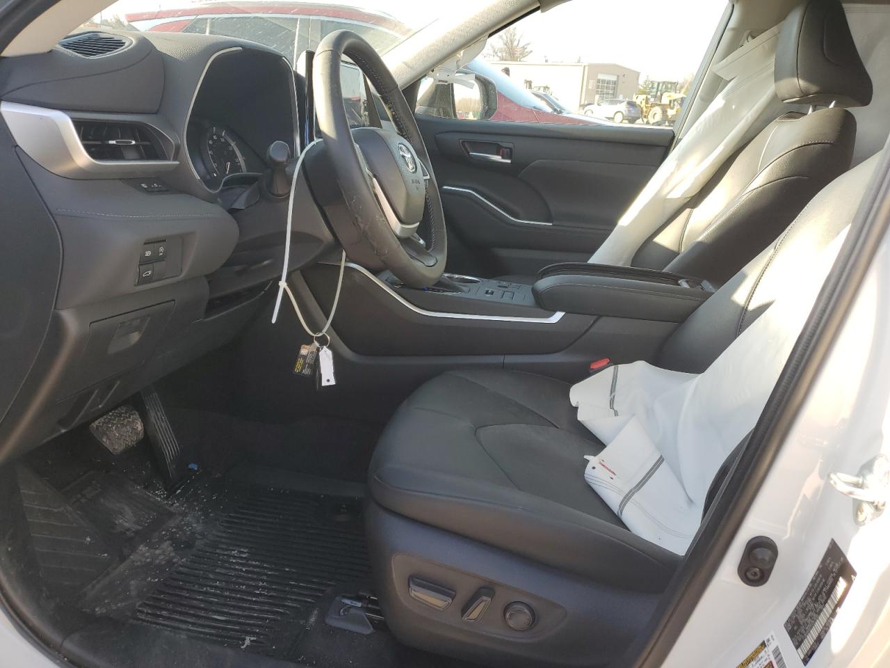 2023 TOYOTA HIGHLANDER L VIN:5TDKDRBH2PS043590