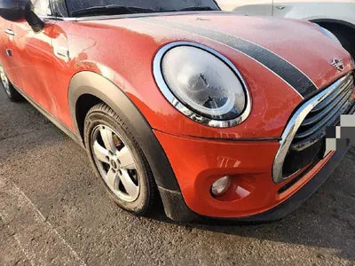 2018 MINI Cooper VIN: