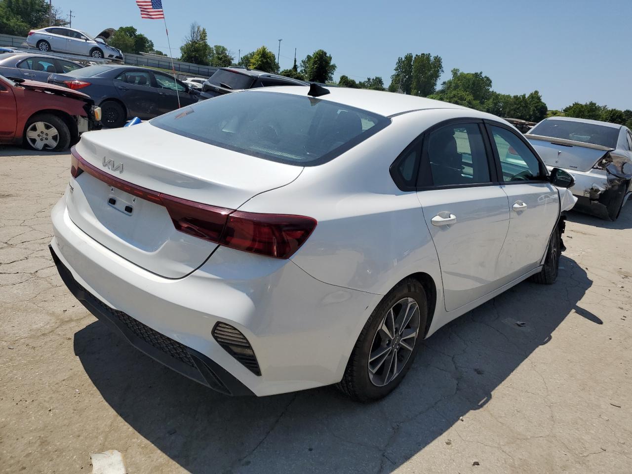 2023 KIA FORTE LX VIN:3KPF24AD5PE526154