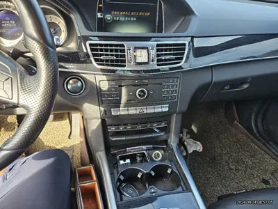 2016 Mercedes-Benz E 250 VIN: