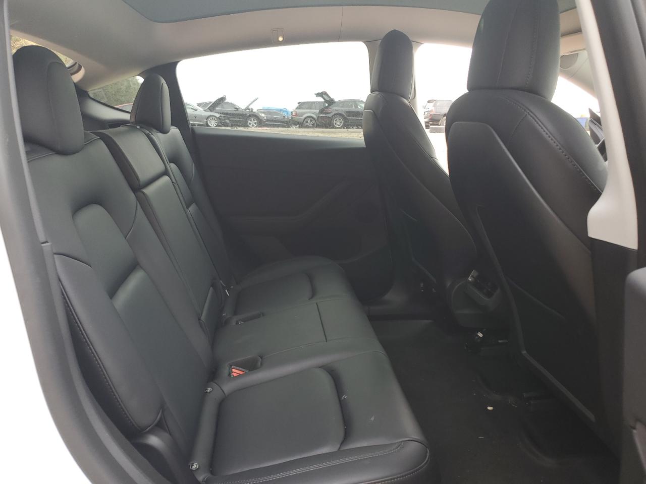 2022 TESLA MODEL Y  VIN:7SAYGDEE8NF316106