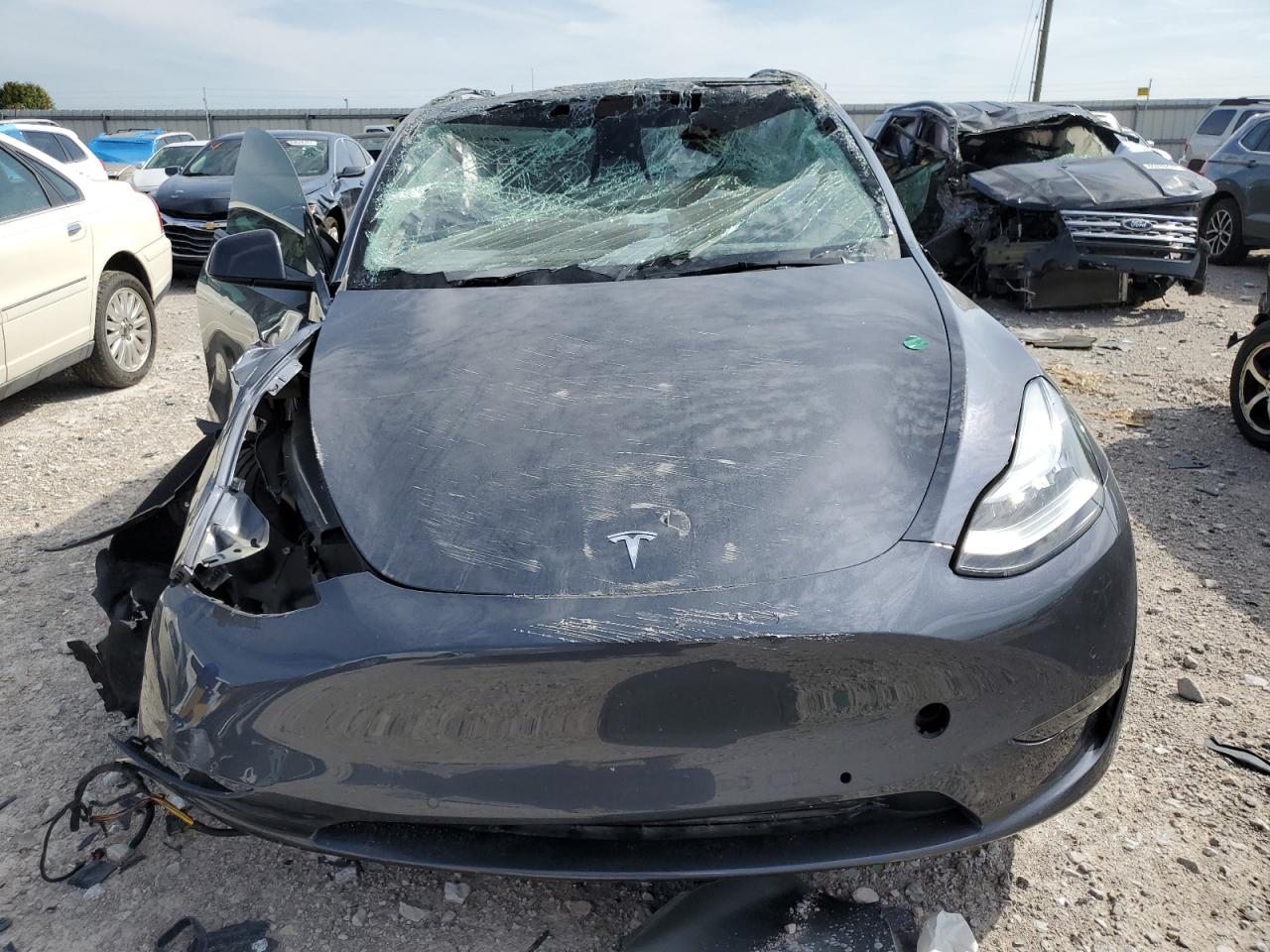 2022 TESLA MODEL Y  VIN:7SAYGDEE4NA019623