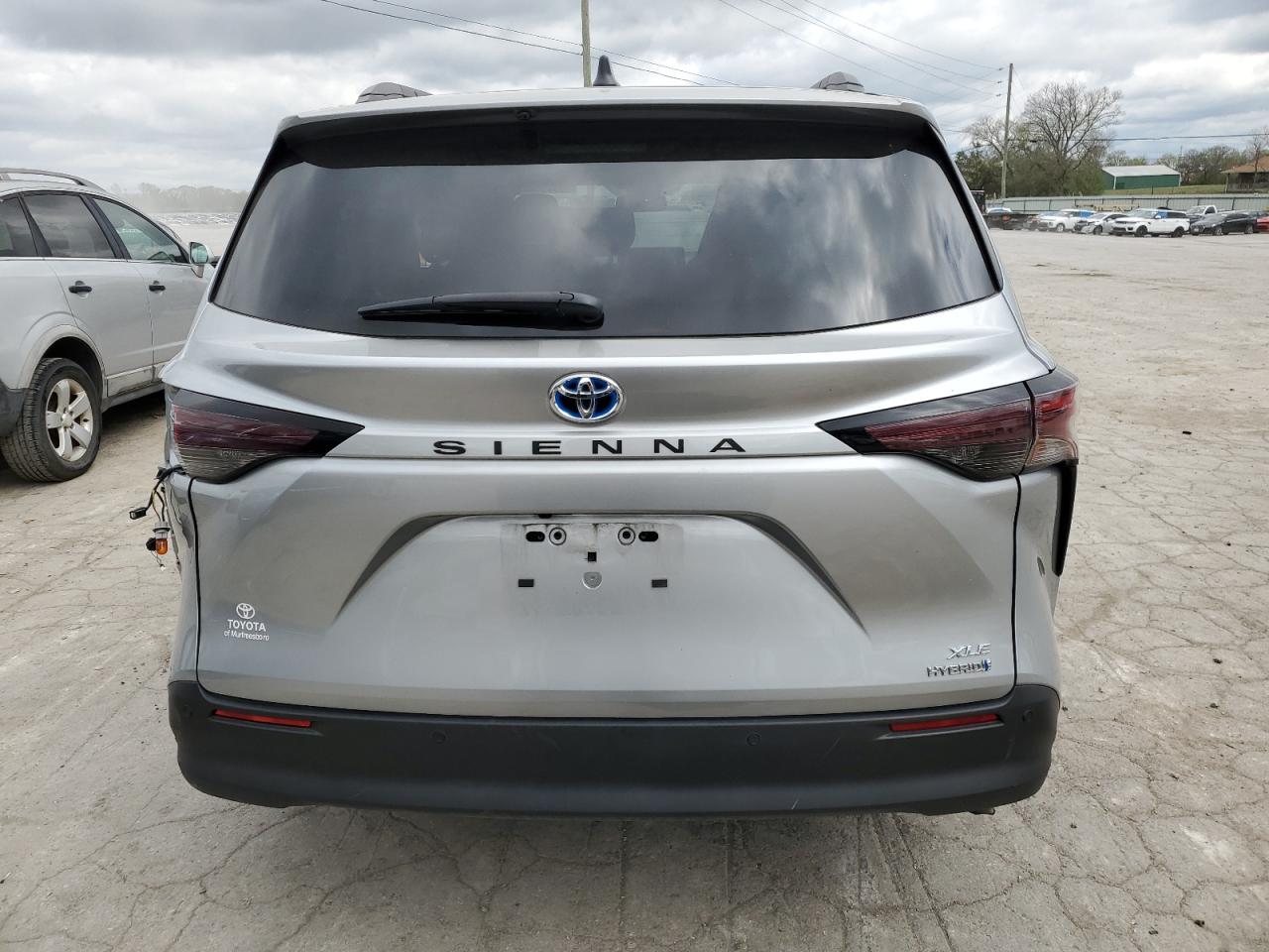 2023 TOYOTA SIENNA XLE VIN:5TDYRKEC0PS167392