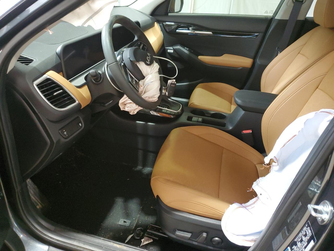 2024 KIA SELTOS SX VIN:KNDETCA74R7558657