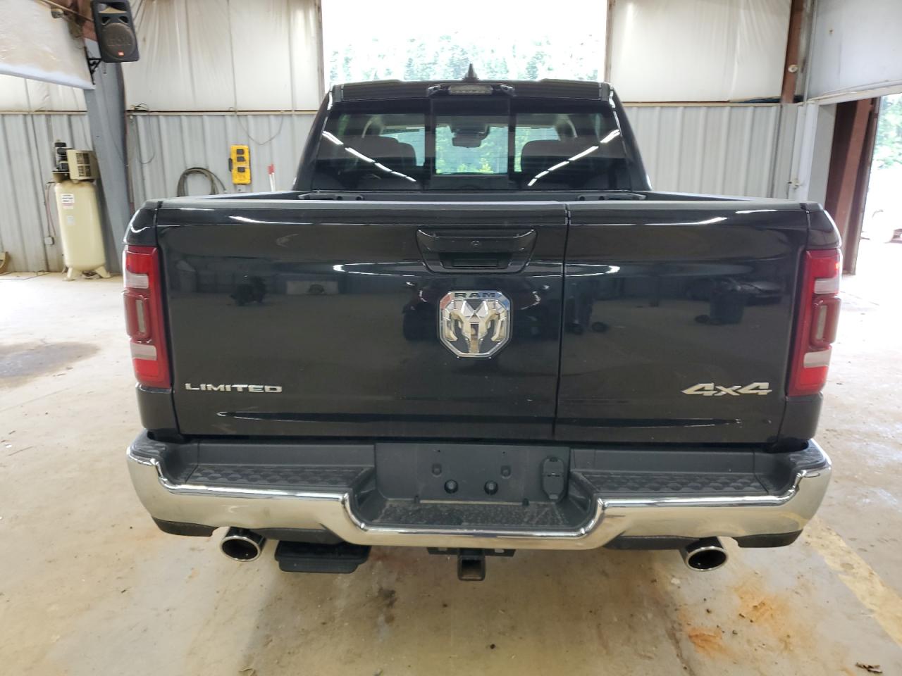 2024 RAM 1500 LIMITED VIN:1C6SRFHT9RN167769