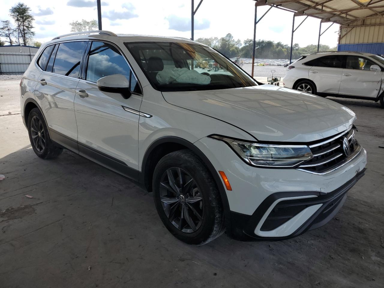 2022 VOLKSWAGEN TIGUAN SE VIN:3VV3B7AX8NM013323