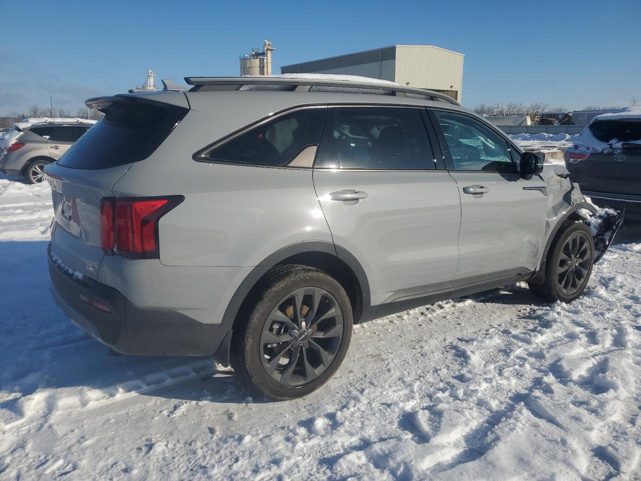 2023 KIA SORENTO SX VIN:1FT7X2A61NEE77393