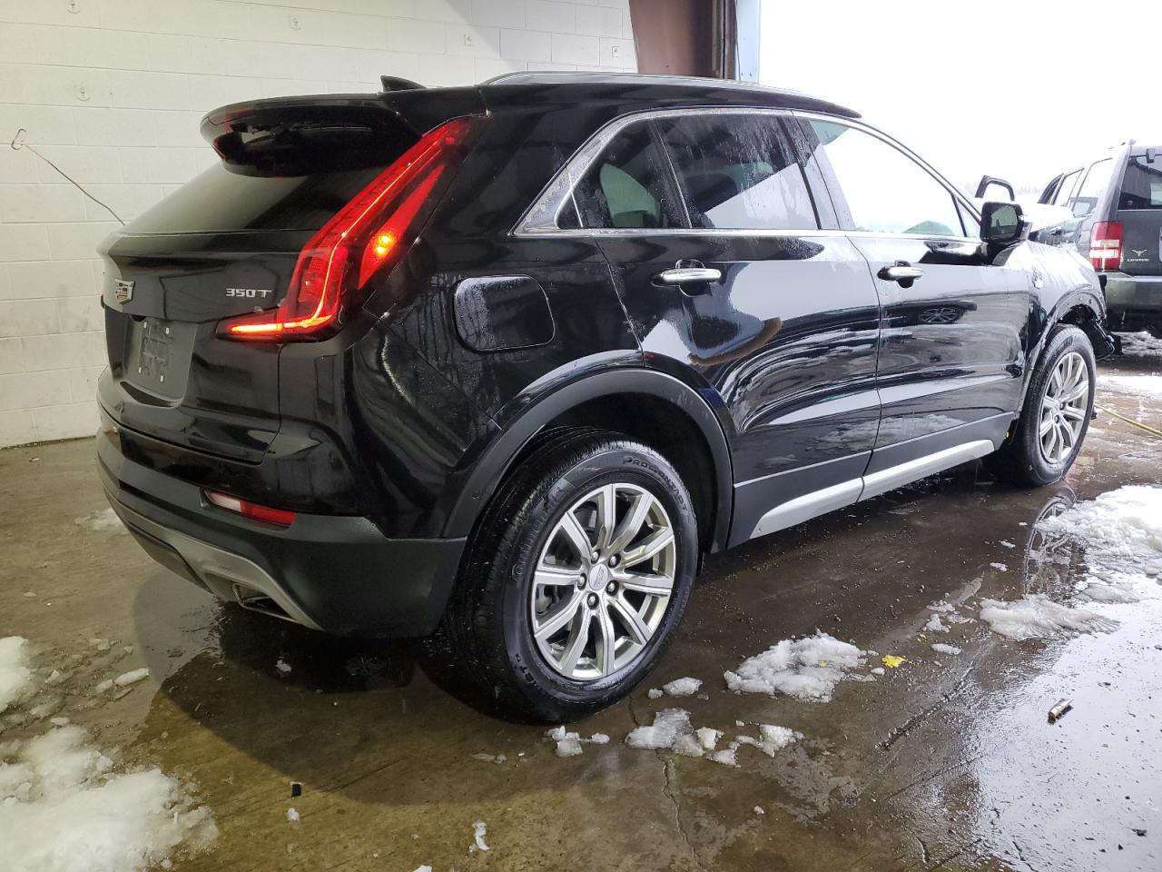 2022 CADILLAC XT4 PREMIUM LUXURY VIN:1GYFZCR41NF162922