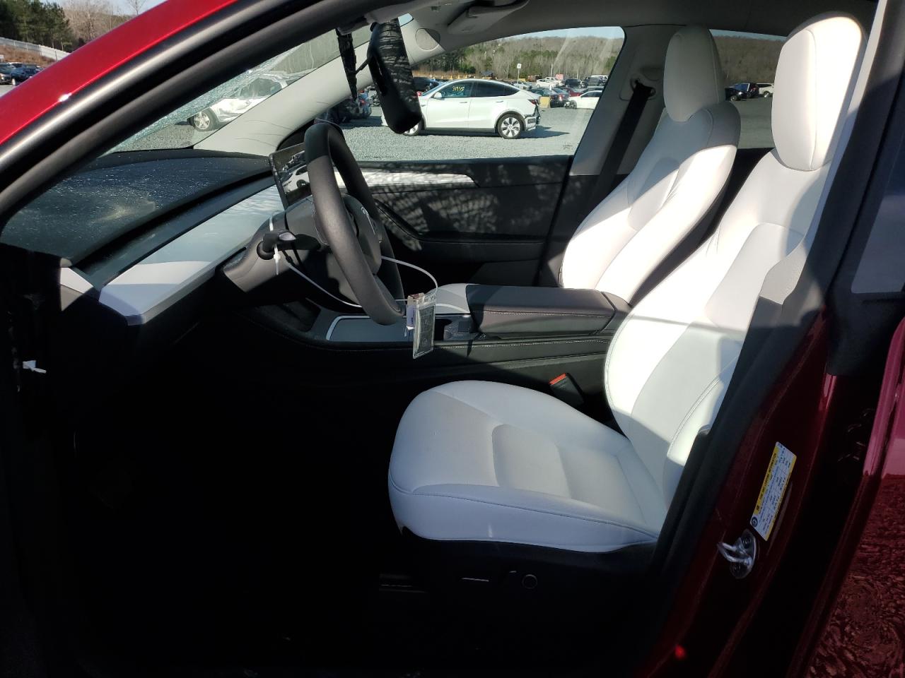 2024 TESLA MODEL Y  VIN:7SAYGDEE5RA311190
