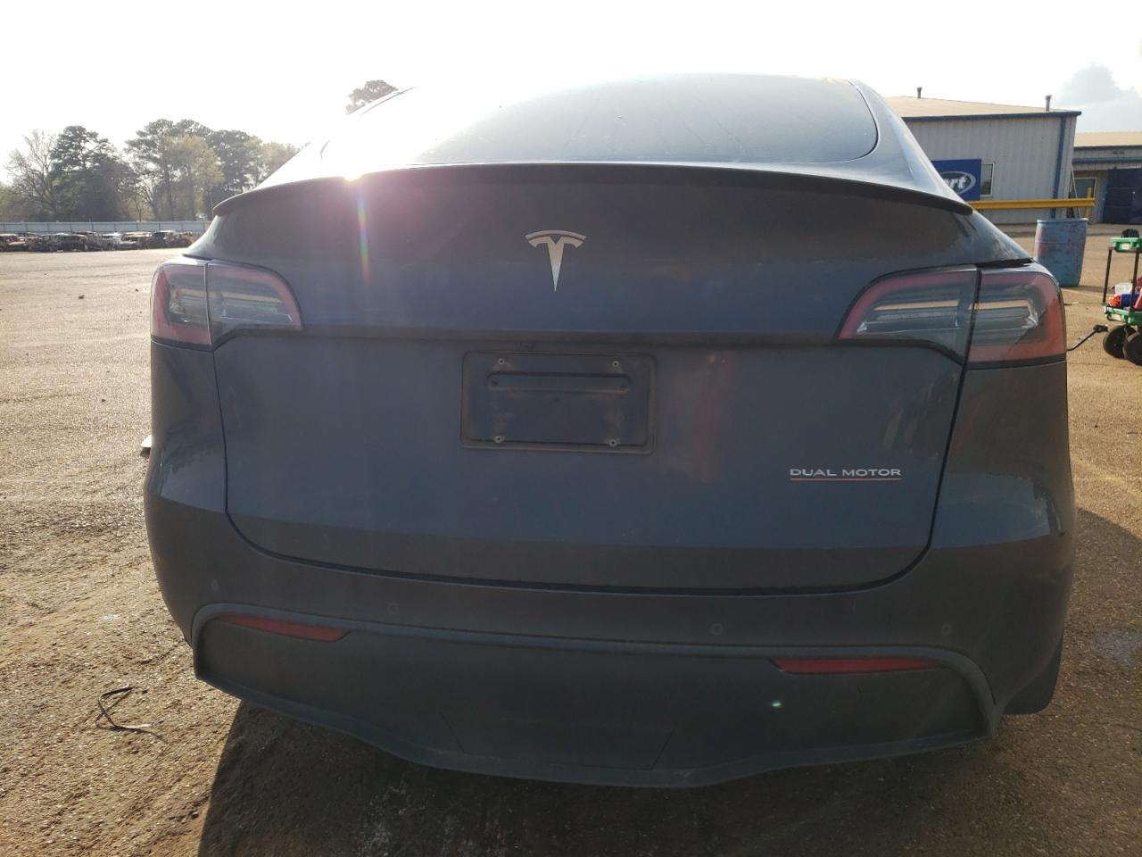 2022 TESLA MODEL Y  VIN:7SAYGDEF5NF533783