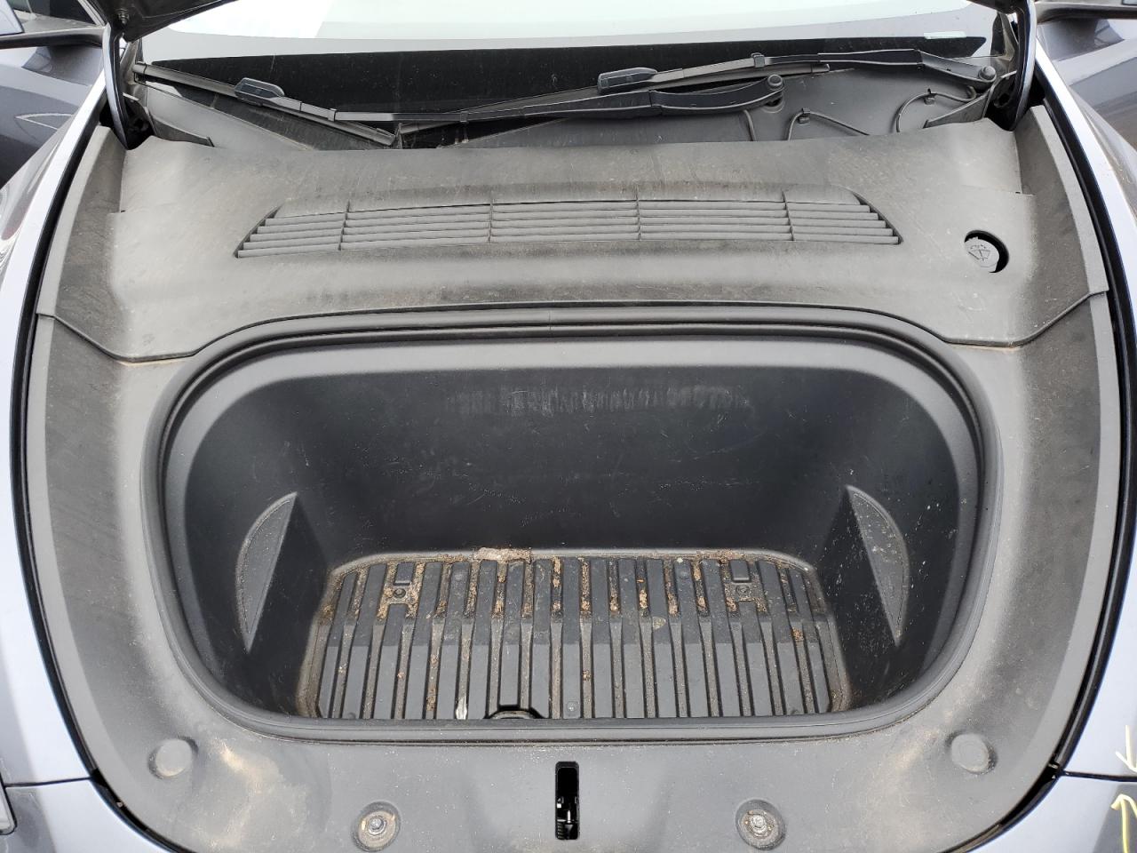 2023 TESLA MODEL Y  VIN:7SAYGDEE9PF619740