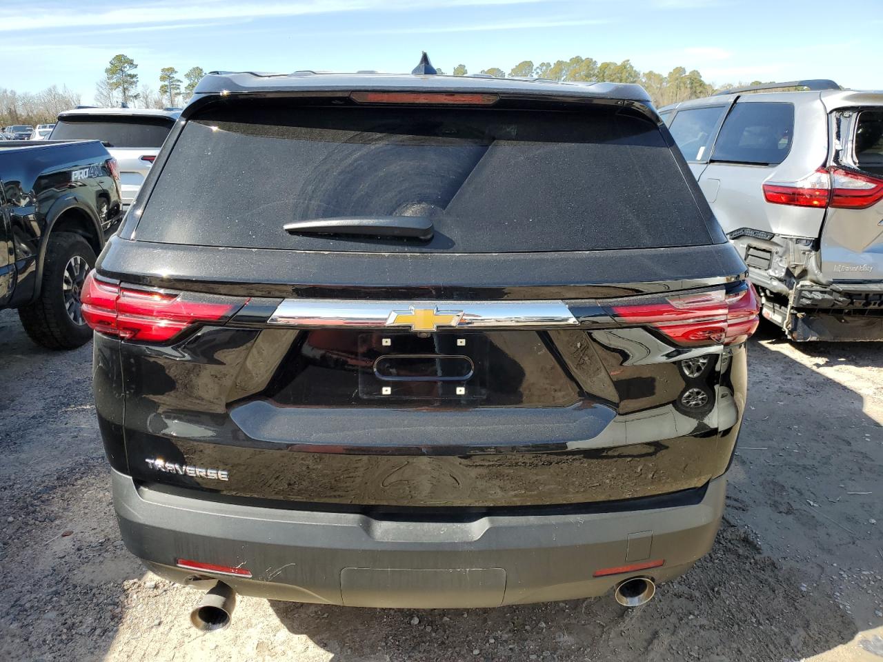 2023 CHEVROLET TRAVERSE LS VIN:1GNERFKW4PJ150771