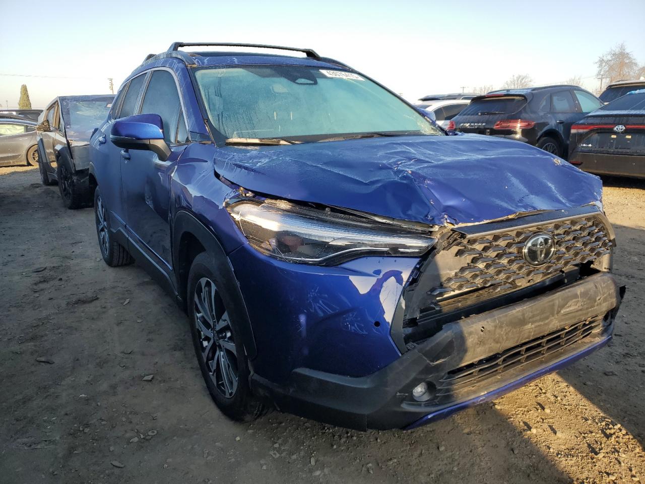 2024 TOYOTA COROLLA CROSS XLE VIN:7MUDAAAG3RV106099