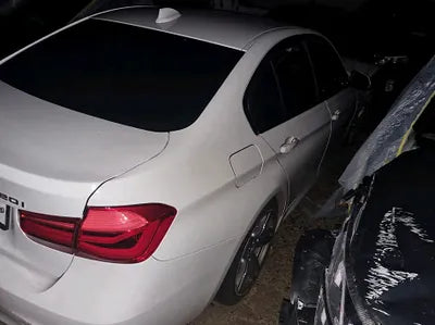 2018 BMW 320 WBA8A910XJAE91899 VIN:WBA8A910XJAE91899