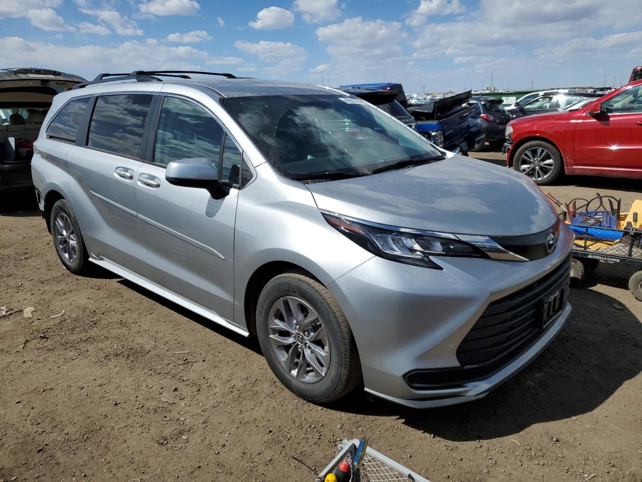 2022 TOYOTA SIENNA LE VIN:5TDKSKFC1NS061152