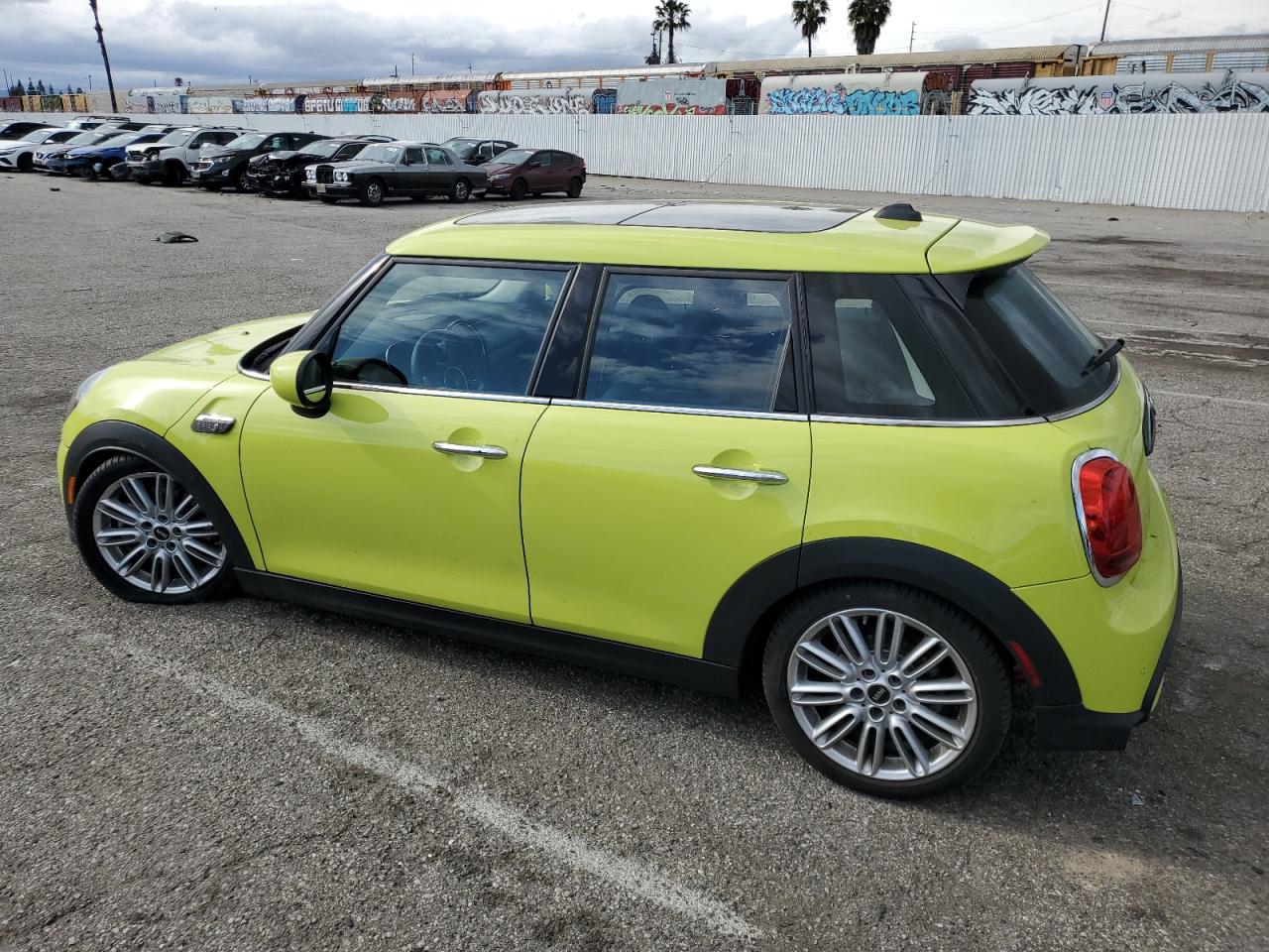 2024 MINI COOPER S VIN:WMW53DK04R2V36160