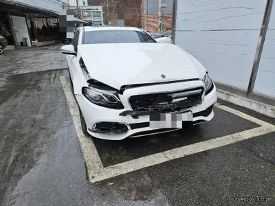 2017 Mercedes-Benz E 200 VIN: