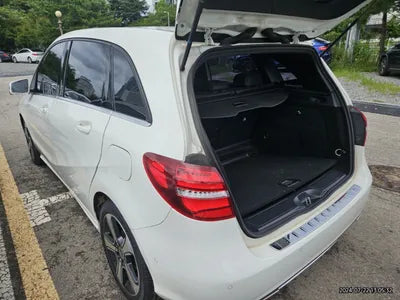 2018 Mercedes-Benz B 220 VIN: