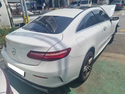 2018 Mercedes-Benz E 220 WDD1J1EB3JF069609 VIN:WDD1J1EB3JF069609