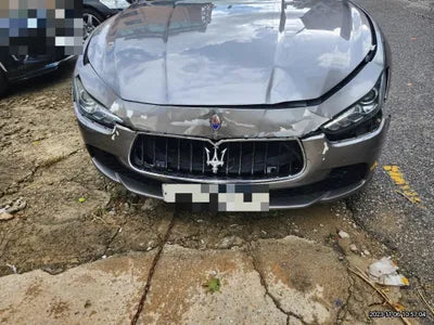 2016 Maserati Ghibli VIN: