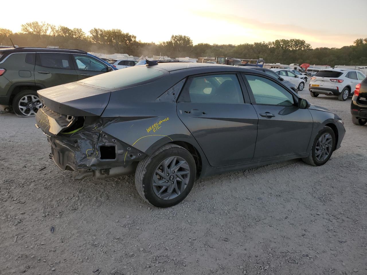 2024 HYUNDAI ELANTRA SEL VIN:KMHLM4DG1RU668780