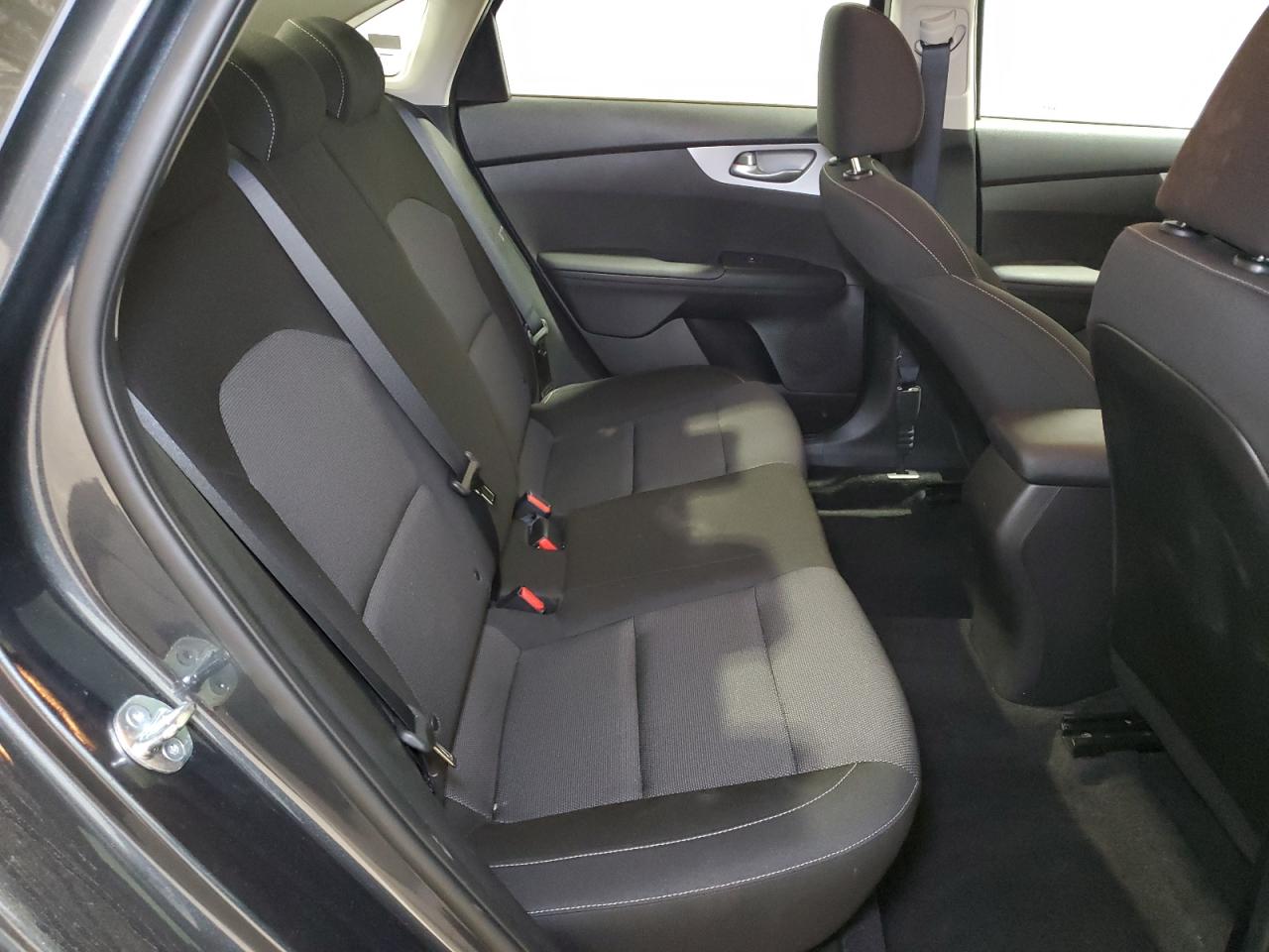 2023 KIA FORTE LX VIN:3KPF24AD4PE642137